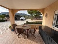 Schöne Villa mit 5 Schlafzimmern und 3 Bädern in Sax. in  Dream Villas Alicante