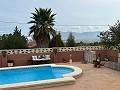 Schöne Villa mit 5 Schlafzimmern und 3 Bädern in Sax. in  Dream Villas Alicante