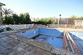 Groot vrijstaand huis met 9 slaapkamers in de stad, ideaal voor zaken in  Dream Villas Alicante