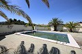 Groot landhuis met marmeren bedrijf en druivenplantage in  Dream Villas Alicante