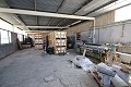 Groot landhuis met marmeren bedrijf en druivenplantage in  Dream Villas Alicante