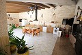 Groot landhuis met marmeren bedrijf en druivenplantage in  Dream Villas Alicante