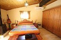 Groot landhuis met marmeren bedrijf en druivenplantage in  Dream Villas Alicante