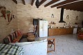Groot landhuis met marmeren bedrijf en druivenplantage in  Dream Villas Alicante