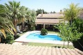 Große Villa mit Pool und Garten in  Dream Villas Alicante