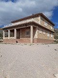 Schöne renovierte 5-Bett-Villa auf großem Grundstück in  Dream Villas Alicante