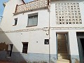 Großes Stadthaus mit 2 separaten Wohnungen und Garage in  Dream Villas Alicante