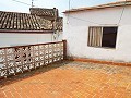 Großes Stadthaus mit 2 separaten Wohnungen und Garage in  Dream Villas Alicante