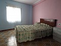 Großes Stadthaus mit 2 separaten Wohnungen und Garage in  Dream Villas Alicante