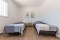 Preciosa Villa lista para entrar a vivir con Casa de Huéspedes y Piscina in  Dream Villas Alicante