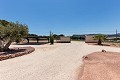 Preciosa Villa lista para entrar a vivir con Casa de Huéspedes y Piscina in  Dream Villas Alicante
