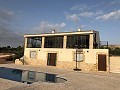 Preciosa Villa lista para entrar a vivir con Casa de Huéspedes y Piscina in  Dream Villas Alicante