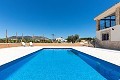 Preciosa Villa lista para entrar a vivir con Casa de Huéspedes y Piscina in  Dream Villas Alicante