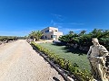 Stunning 5 Bed Villa with Pool in  Dream Villas Alicante