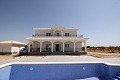 Villa de nueva construcción 195m2 con piscina y parcela in  Dream Villas Alicante