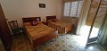 Stadthaus mit separater Wohnung in Ayora in  Dream Villas Alicante