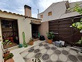 Stadthaus mit Garten und Garage in Pinoso in  Dream Villas Alicante