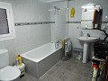 Renoviertes Stadthaus mit 3/4 Schlafzimmern und Solarium in  Dream Villas Alicante