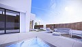 Eigentijdse villa's met 3 slaapkamers, zwembad, groot solarium en parkeerplaats in  Dream Villas Alicante