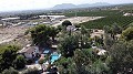 Landhaus mit Pool und Nebengebäuden in  Dream Villas Alicante