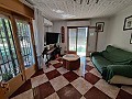 Landhaus mit Pool und Nebengebäuden in  Dream Villas Alicante