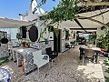 Landhaus mit Pool und Nebengebäuden in  Dream Villas Alicante