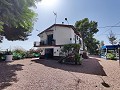 Landhaus mit Pool und Nebengebäuden in  Dream Villas Alicante