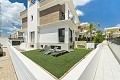 Schöne Villa mit 4 Schlafzimmern und 4 Bädern und Gemeinschaftspool in Ciudad Quesada in  Dream Villas Alicante
