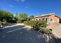 Hermosa y espaciosa villa de 2 dormitorios en Salinas con piscina privada in  Dream Villas Alicante
