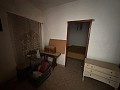 Große Reform-Yecla, sechs Schlafzimmer, zwei Badezimmer in  Dream Villas Alicante