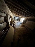 Große Reform-Yecla, sechs Schlafzimmer, zwei Badezimmer in  Dream Villas Alicante