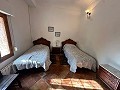 Immense maison de campagne de 6 chambres à Ubeda in  Dream Villas Alicante