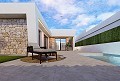 Villa de lujo de 3 dormitorios con piscina cerca del golf, el aeropuerto y la escuela internacional in  Dream Villas Alicante