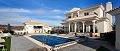 Sleutelklare villa met 4 slaapkamers en casita te koop in Pinoso in  Dream Villas Alicante