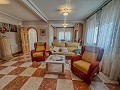 Schöne Villa zwischen Sax und Elda mit Pool und Gästehaus in  Dream Villas Alicante