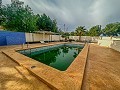 Schöne Villa zwischen Sax und Elda mit Pool und Gästehaus in  Dream Villas Alicante