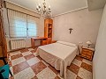 Schöne Villa zwischen Sax und Elda mit Pool und Gästehaus in  Dream Villas Alicante