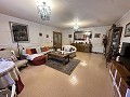 Enorme villa en Petrer de 4 plantas in  Dream Villas Alicante