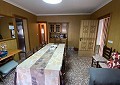 Villa mit 3 Schlafzimmern und 1 Bad in toller Lage mit Pool und Gästehaus auf 2 Etagen in Sax in  Dream Villas Alicante