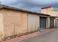 Amplia casa adosada con patio y garaje. in  Dream Villas Alicante