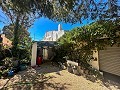 Geräumiges Landhaus mit 8 Zimmern zum Renovieren in Yecla in  Dream Villas Alicante