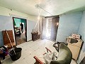 Geräumiges Landhaus mit 8 Zimmern zum Renovieren in Yecla in  Dream Villas Alicante