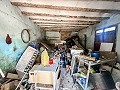 Geräumiges Landhaus mit 8 Zimmern zum Renovieren in Yecla in  Dream Villas Alicante