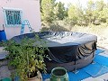 Casa de campo parcialmente reformada de 4 dormitorios y 1 baño in  Dream Villas Alicante