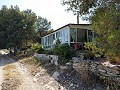 Casa de campo parcialmente reformada de 4 dormitorios y 1 baño in  Dream Villas Alicante
