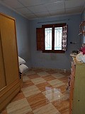 Casa de campo parcialmente reformada de 4 dormitorios y 1 baño in  Dream Villas Alicante