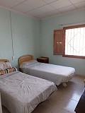 Casa de campo parcialmente reformada de 4 dormitorios y 1 baño in  Dream Villas Alicante