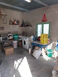 Casa de campo parcialmente reformada de 4 dormitorios y 1 baño in  Dream Villas Alicante