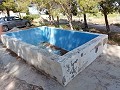 Casa de campo parcialmente reformada de 4 dormitorios y 1 baño in  Dream Villas Alicante