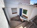 Magnífico campo con potencial de reforma en Almansa  in  Dream Villas Alicante